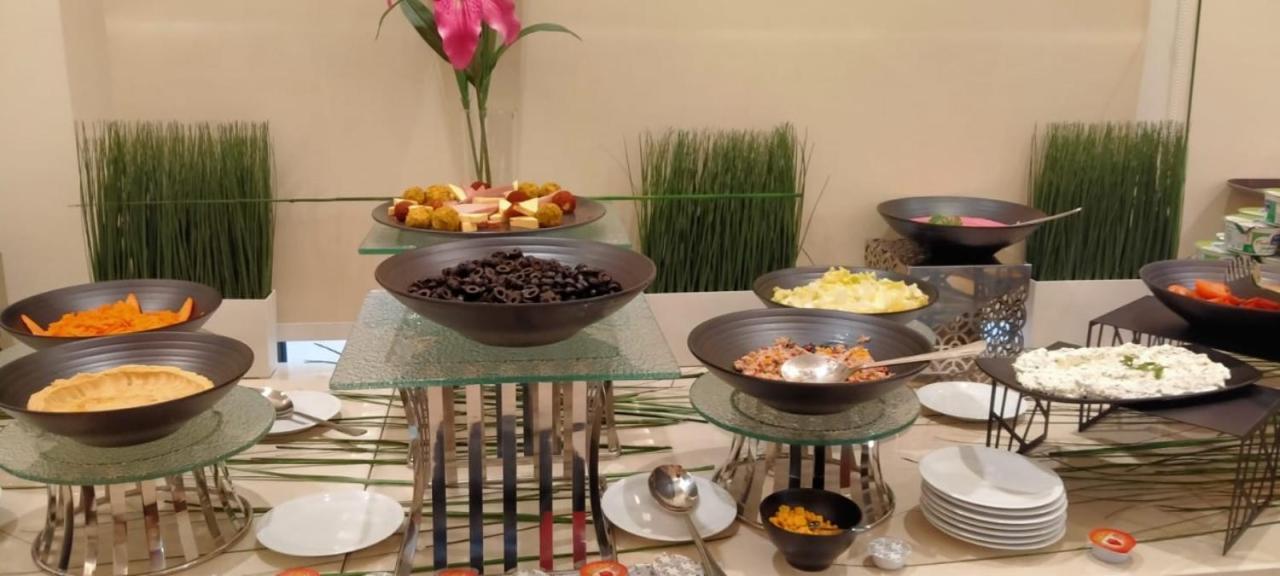 Golden Elite Hotel Ал Хубар Екстериор снимка