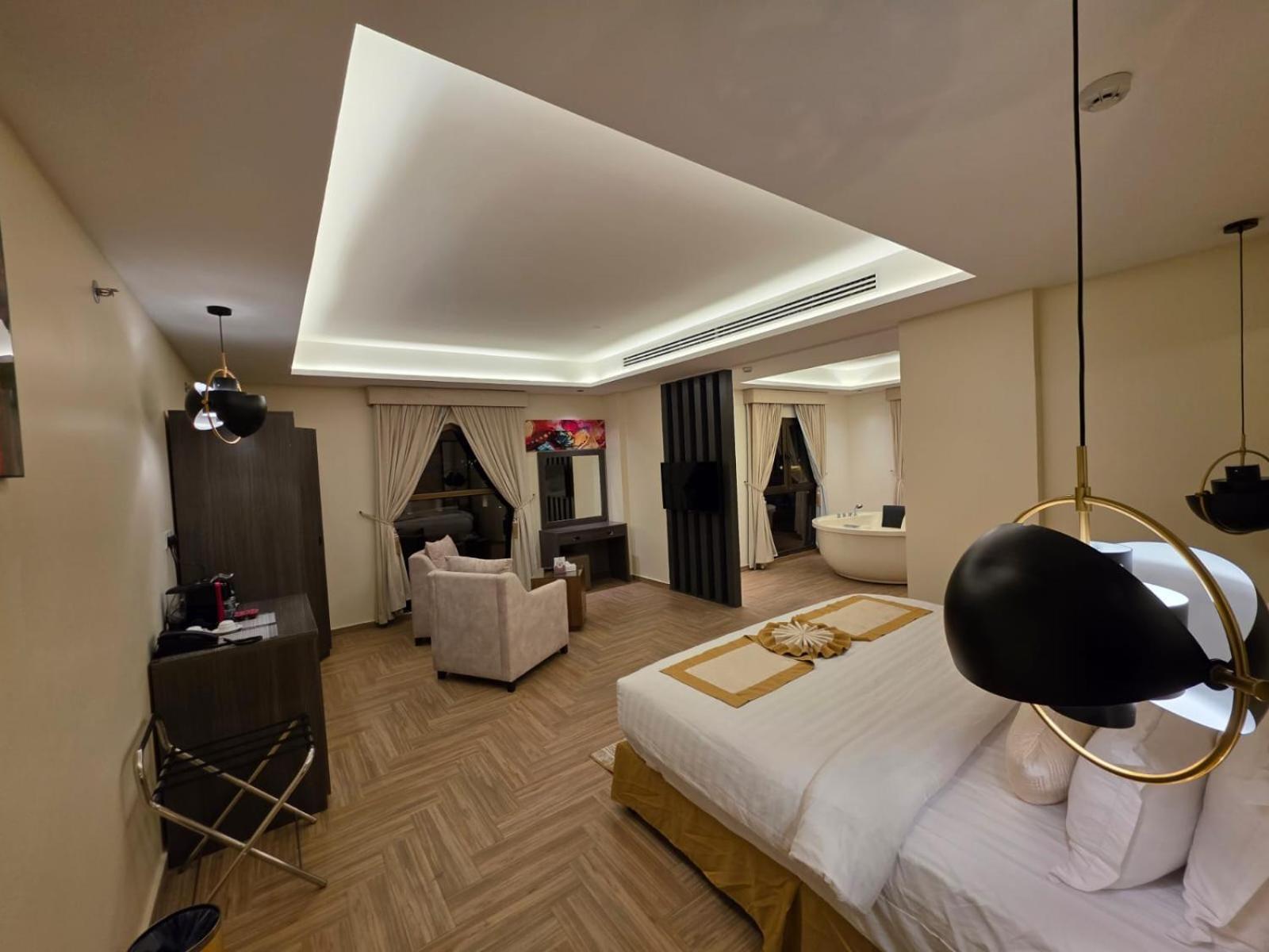 Golden Elite Hotel Ал Хубар Екстериор снимка