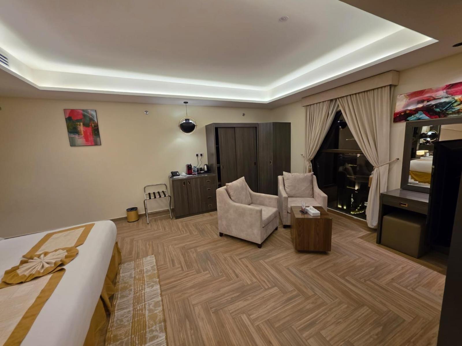 Golden Elite Hotel Ал Хубар Екстериор снимка